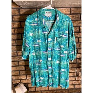 Columbia Silk Men’s Button Down‎